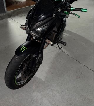 Kawasaki Z800 Negra