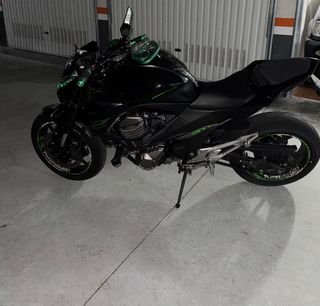 Kawasaki Z800 Negra