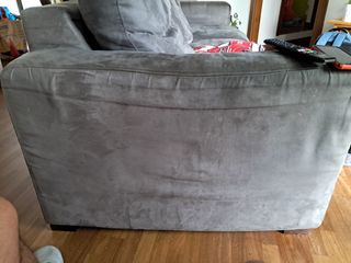 Divano 3 posti grigio + poggiapiedi