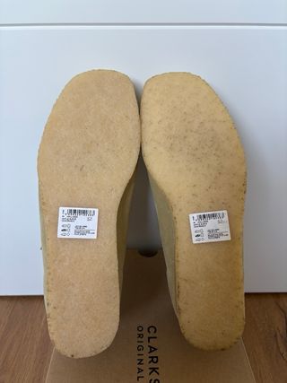 Clarks Wallabees Maple Suede Sneakers