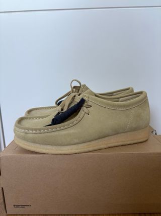 Clarks Wallabees Maple Suede Sneakers