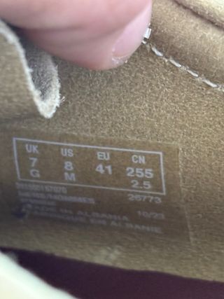 Clarks Wallabees Maple Suede Sneakers