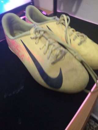 Botas de fútbol Nike