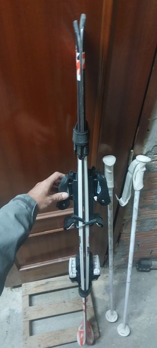 Esquís y bastones Wedze Boost Team con 2 usos