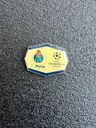 Pins FC Porto UEFA Champions League