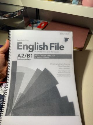 Oxford file A2/B1 4th edition