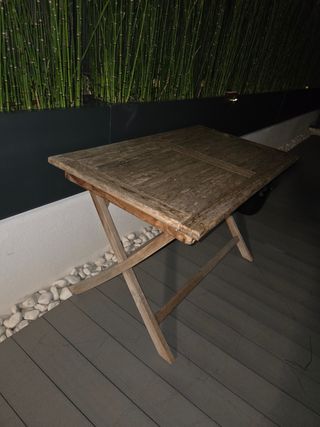 Mesa de jardín plegable de madera