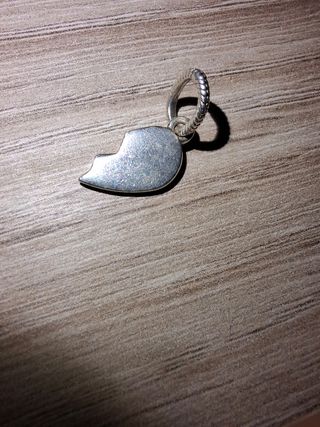 Pulsera Pandora con 2 charms