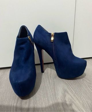 Botines de tacón azul