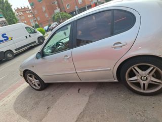 SEAT Leon 2000