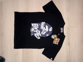 Camiseta negra estilo BAPESTA
