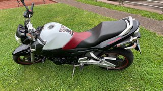 Suzuki GSR 600 Yoshimura.
