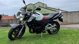 Suzuki GSR 600 Yoshimura.
