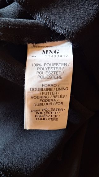 Vestido fiesta negro con volantes