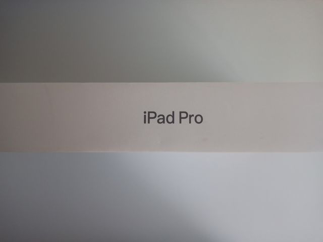 Caja iPad Pro 12.9 pulgadas 64GB Plata