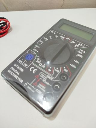 Multímetro Digital DT-830B