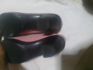 Zapatos de tacón rosa y negro talla 39
