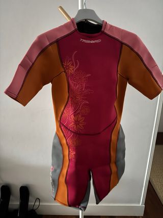 Neopreno corto mujer Talla 42 marca Tribord