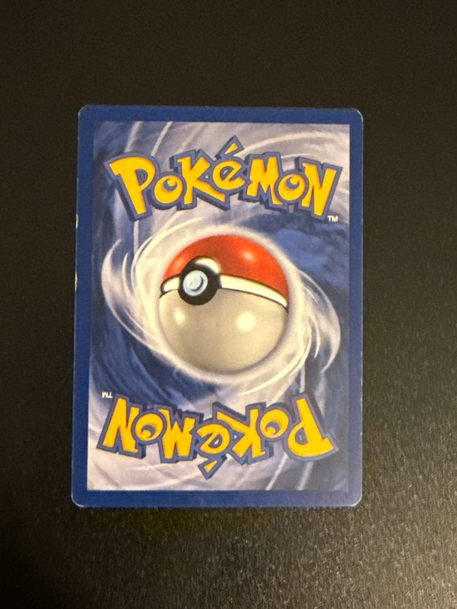 Intercambiador de Pokémon 1ª Edición 77