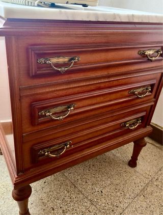 LOTE cama, mesillas, cómoda y espejo vintage