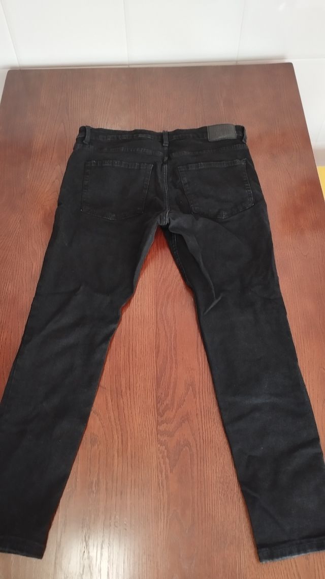 Vaqueros Bershka Negros