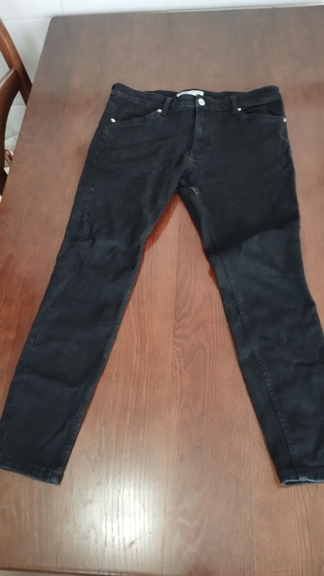 Vaqueros Bershka Negros