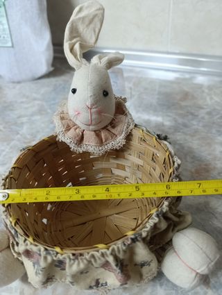 Cestas Beige y Marrón