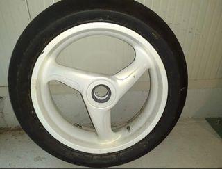 Llantas Magnesio Honda RC30 17 pulgadas 