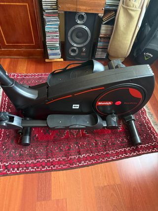 Bicicleta Elíptica BH Munich RearDrive
