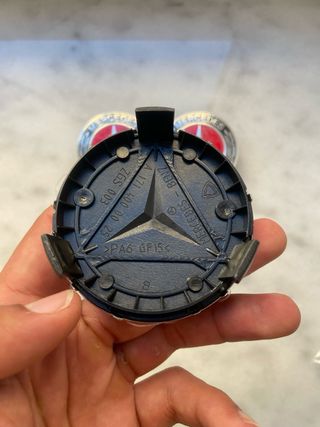Tapabujes Mercedes Benz 75mm Negro Rojo nuevos