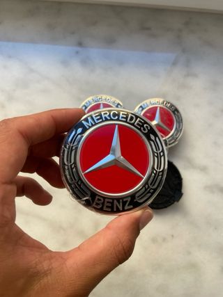 Tapabujes Mercedes Benz 75mm Negro Rojo nuevos