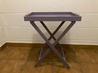 Mesa auxiliar plegable de madera pintada a mano