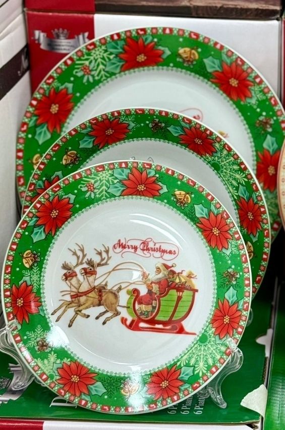 Set Servizio Piatti Natale Porcellana 18 Pezzi
