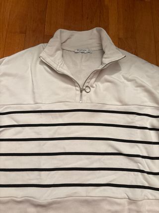Jersey deportivo rayas blanco y negro