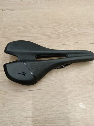 Sillín Specialized Carbono