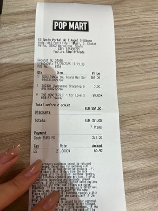 Labubu Pin de Amor Pop Mart