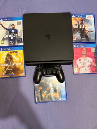 Consola PlayStation 4 Negra + 5 Juegos