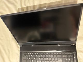 Portátil MSI GL75 9SEK-074EX