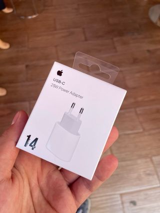 Adaptador Apple USB-C 25W