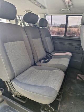 Volkswagen Caravelle 2009