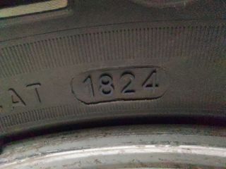 Se venden 4 neumáticos A/T medida 235/75R15.
