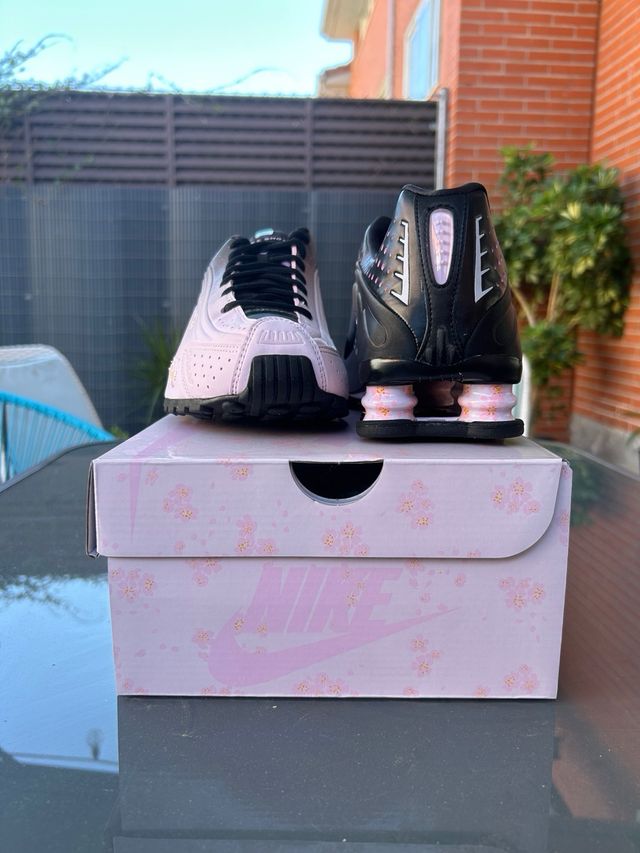 Nike Shox R4 Sakura