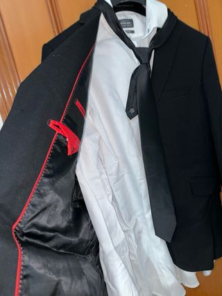 Traje de hombre negro