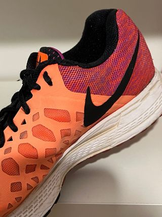 Zapatillas Nike Negras y Naranjas