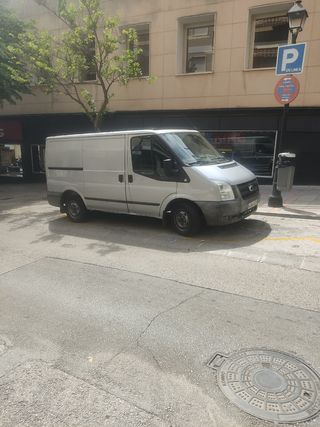 Ford Transit 2012