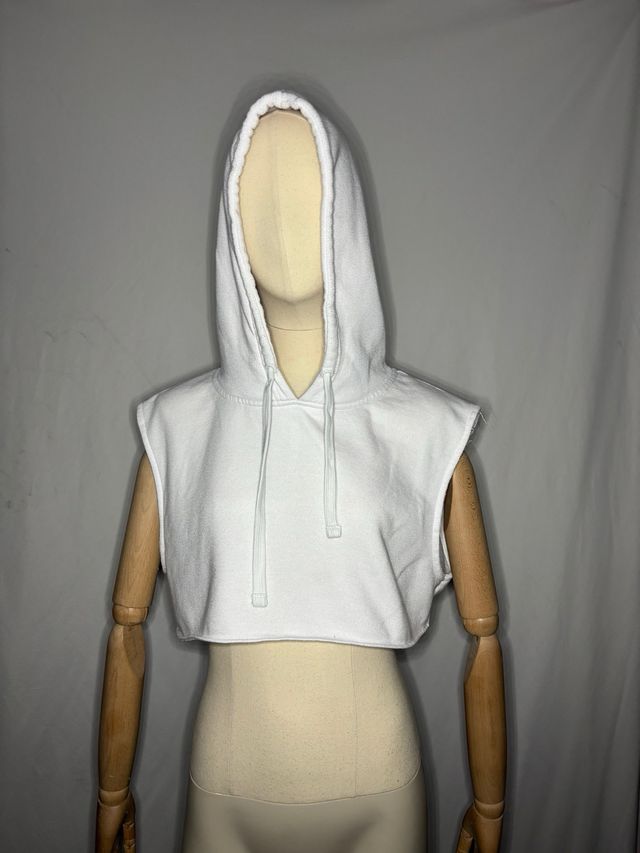 Sudadera corta con capucha