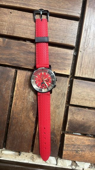 Reloj Breitling Negro y Rojo