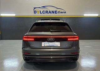 Audi Q8 2021