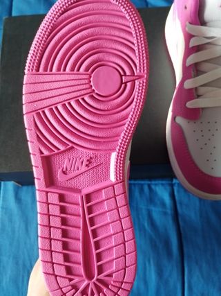 Nike Jordan Rosas y Blancas Talla 38