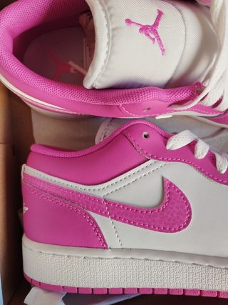 Nike Jordan Rosas y Blancas Talla 38